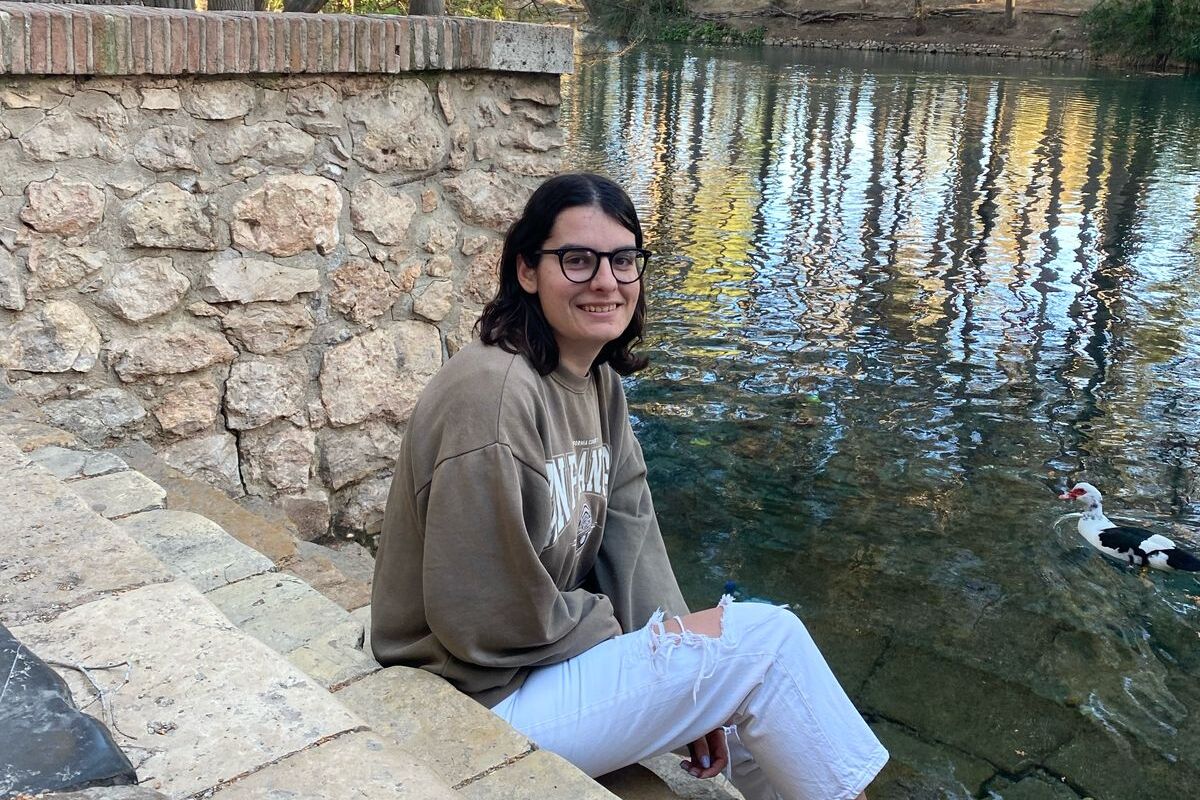 Leire Gravina – Local Representative